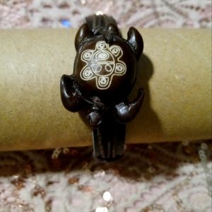 Leather & Wooden Turtle bracelet.